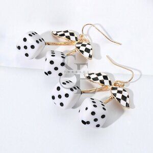 Lucky Dice Retro Rockabilly Dangle Earrings